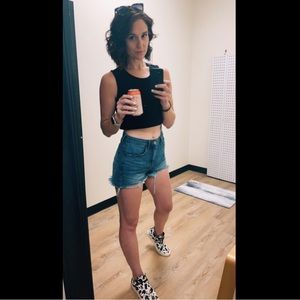 Meet your Posher, Connie